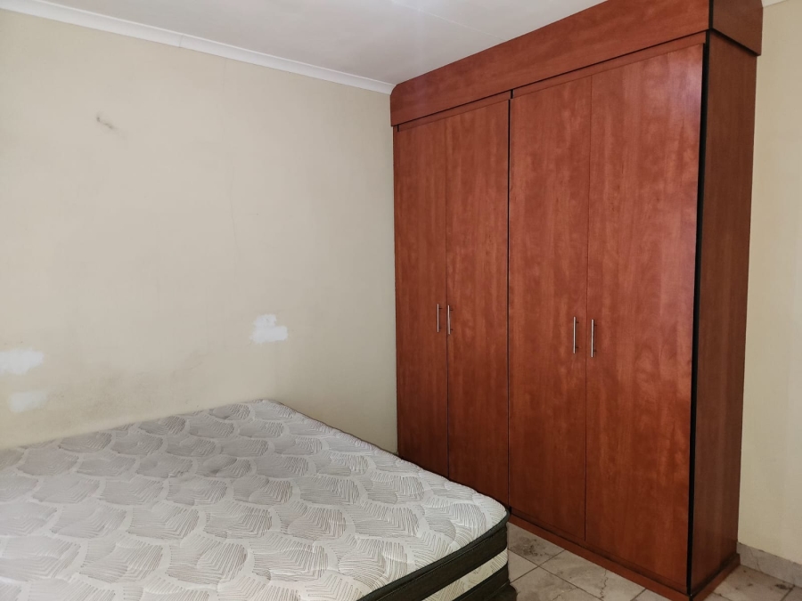 2 Bedroom Property for Sale in Waterval East North West